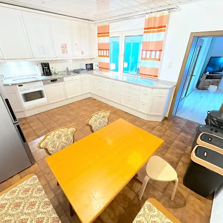 Apartment Ii Dingolfing Ferienwohnung Kronwieden Ii